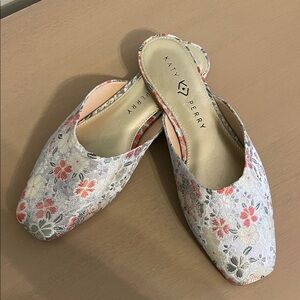 Katy Perry Evie Collection Floral Mules - Pink and Light Blue